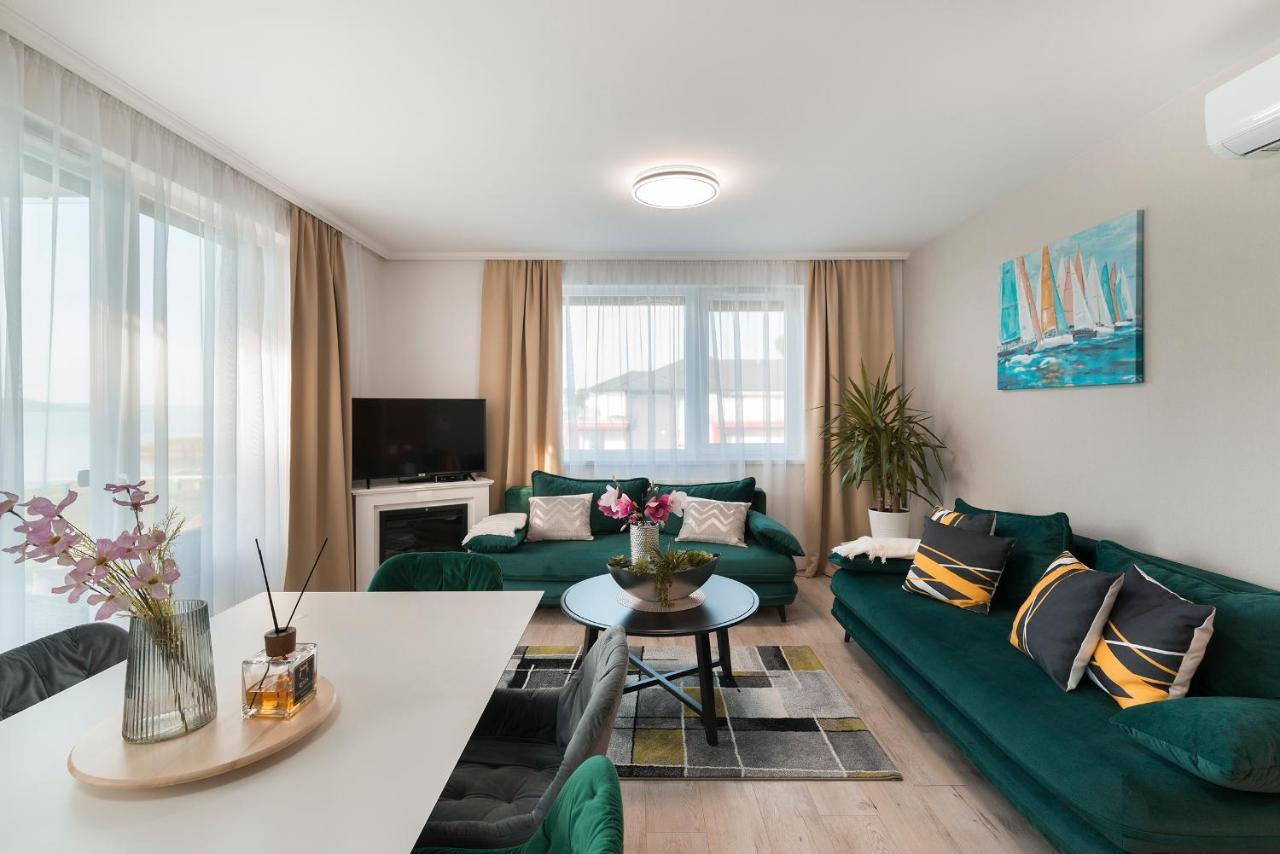 Sunset Resort - Lakeside Boutique Apartments Фоньод Экстерьер фото